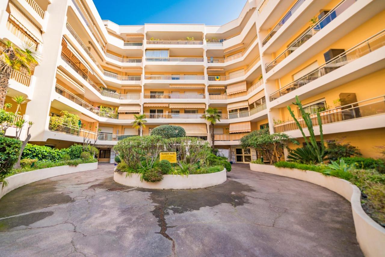 50m Monaco - Grimaldi Forum - Larvotto - Ai *